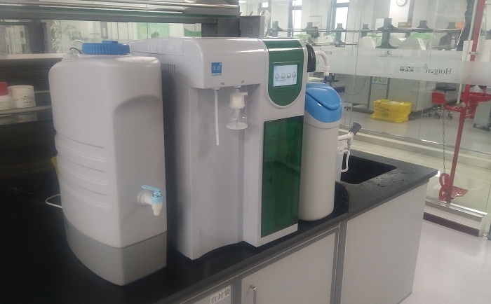 UPR-II超純水機(jī)產(chǎn)品實拍