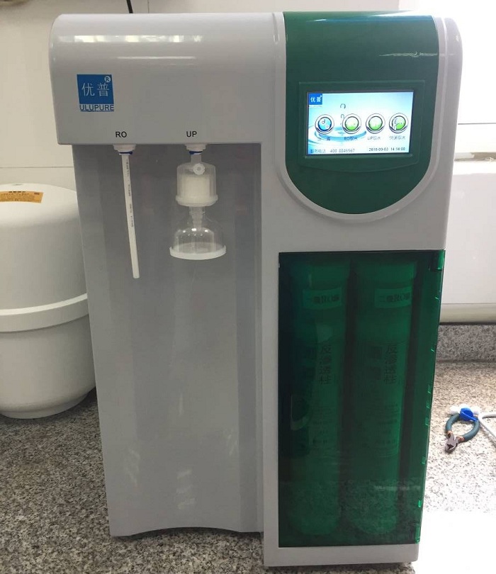 UPR-II超純水機(jī)產(chǎn)品實拍